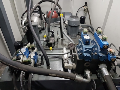 SMH 110.30.3 Kunststoff-Spritzgießmaschine - 0