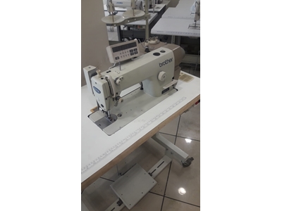S 6200 A Head Motorized Fully Automatic Straight Stitch Machine - 1