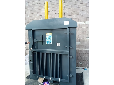 Paper Cardboard Baling Pressing - 1