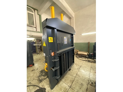 Presse verticale pour le fardelage provenant d'un fabricant - 3