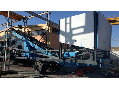 Mobile Sand Washing Screening Plant - 1