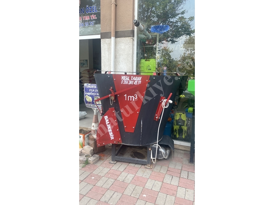 1.3 Mt3 Yem Karma Makinası