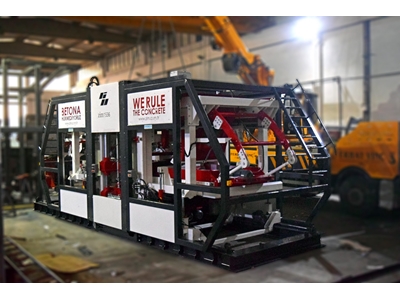 In Press / 18-42 Pieces Concrete Paver And Block Making Machine - 1
