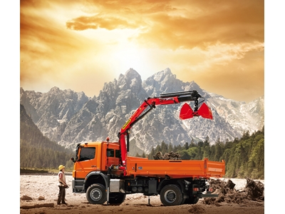 5700 Kg (16 Mt.) Araç Üstü Katlanır Bomlu Mobil Vinç - 2