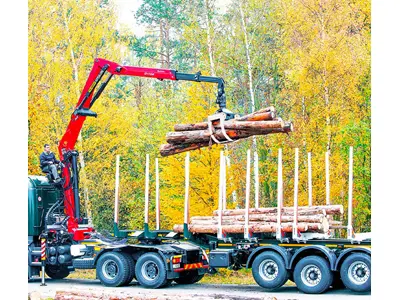 5 Ton (9.5 Mt.) Log Loading Mobile Crane
