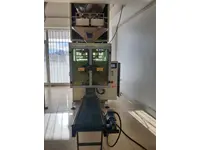 Machine d'emballage vertical de remplissage de pistaches
