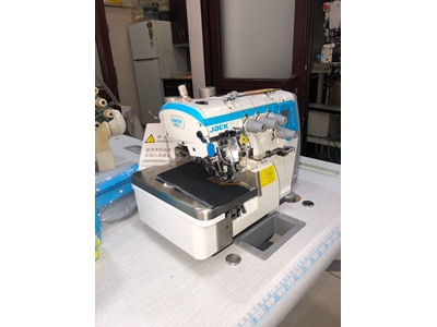 Jack Automatic 5-Thread Overlock Machine - 3