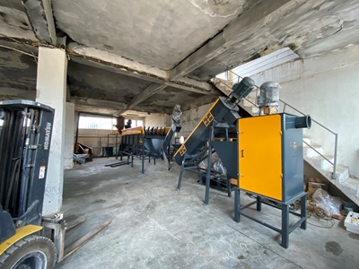 300-400 Kg Saat Kapasite Dikey Plastik Santrifüj - 0