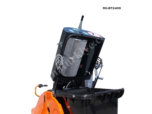 Hand-Controlled Electric Road Sweeper