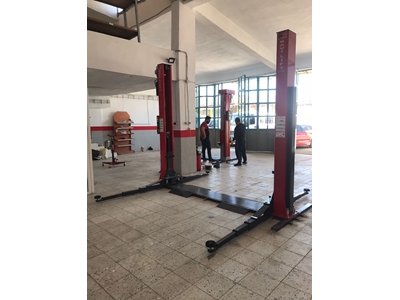 4 Ton Şaseli Elektrohidrolik 2 Sütunlu Oto Lift - 6