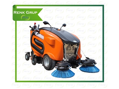 220 Lt Garbage Capacity Gasoline Road Sweeper - 0