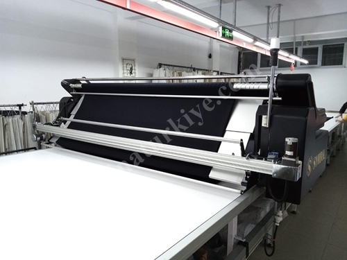 Fully Automatic Cake Fabric Spreading Machine