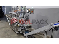 30-50 Pieces/Minute Right-Angle Flowpack Packaging Machine - 1