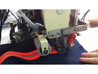 Machine à plisser les bandes de caoutchouc réfléchissantes