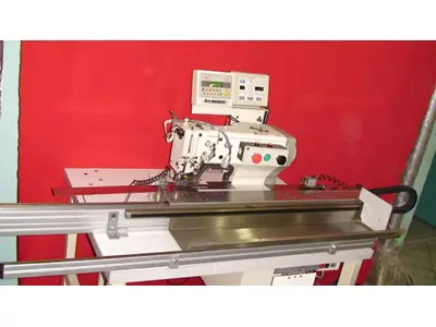 TM 8000A Buttonhole Opening Machine