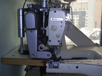Швейная машина с отрубаемой нитью TCM 927 с валкой для пошива рубашек - 1