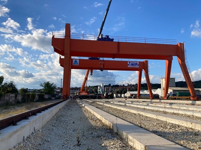 Grue portique monopoutre 80 tonnes - 0