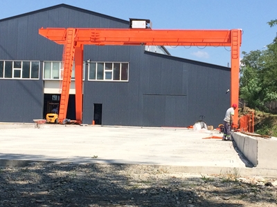 Grue portique monopoutre 70 tonnes - 7