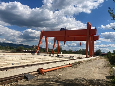 Grue portique monopoutre 70 tonnes - 6