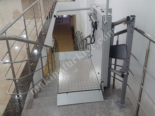 Stair Climbing Disabled Elevator