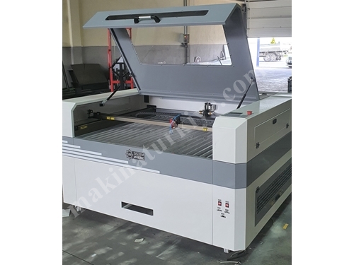 Machine de gravure et de sculpture laser sur bois de 120Watt 130x100 mm