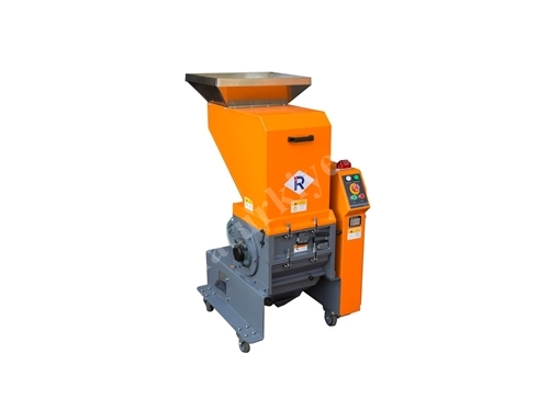20 - 160 Kg / Saat Makine Yanı Plastik Kırma Makinası