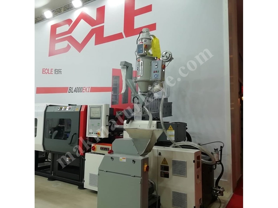 20 - 160 Kg / Saat Makine Yanı Plastik Kırma Makinası