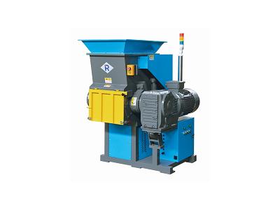 100 - 2500 Kg / Saat Tek Şaftlı Takoz Parçalayıcı - 0