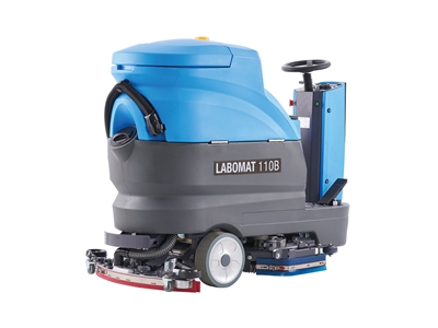  Labomat 110B 660 Mm Endüstriyel Binicili Zemin Yıkama Makinası - 1