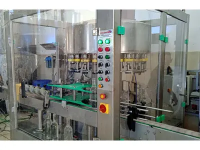 Machine de remplissage de bouteilles en verre 24 pièces