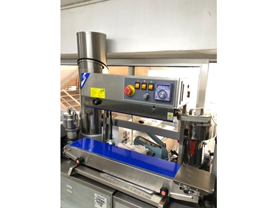 770 Mm Konveyorlü Dikey Poşet Kapatma Makinası - 1