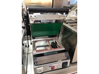 Machine de sertissage de cartons à deux compartiments - 8