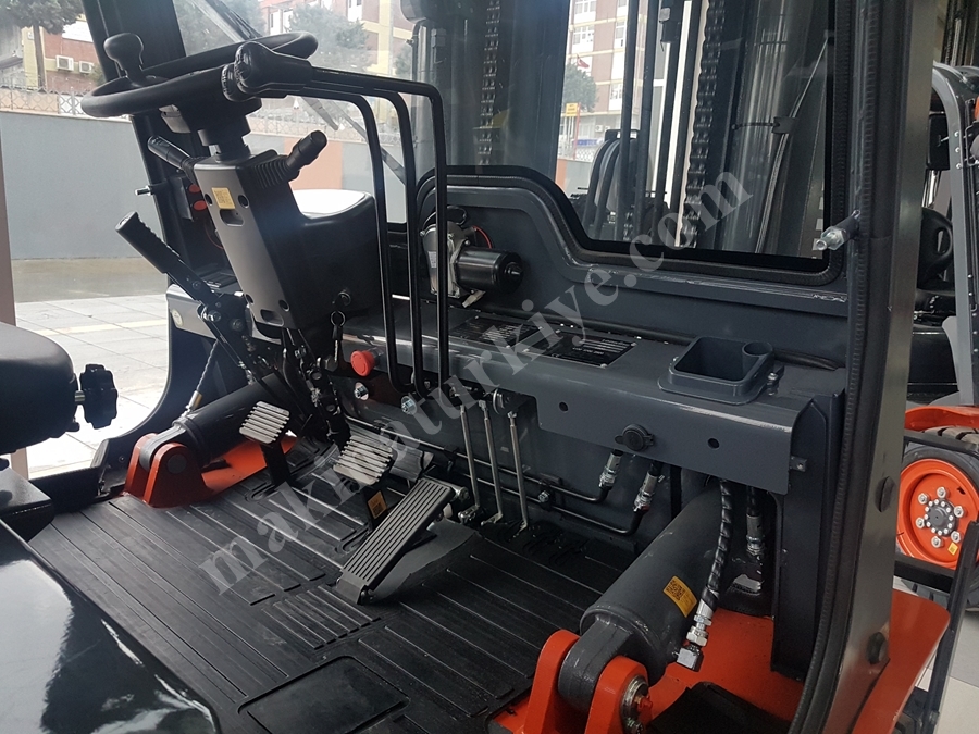 5 Ton 4.500 Mm Tripleks Dizel Forklift