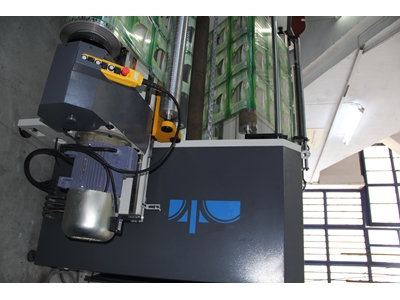 Machine d'enroulement et de transfert de papier pressé - 3