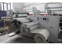 Machine de découpe de bobines de papier carton