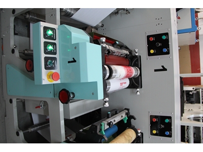 Machine d'impression d'étiquettes flexographiques - 5