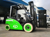 5-Tonnen-Dreifach-Lithium-Ionen-Batteriestapler