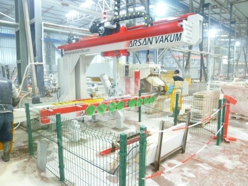 RTS 250 Otomatik Yükleme Boşaltma Robotu