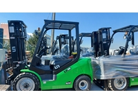 2.0 Ton 4700 mm Triplex Lityum Akülü Forklift - 2