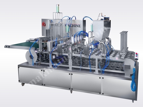 Machine de remplissage de yaourt liquide linéaire à 4500 pièces/heure