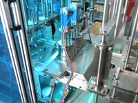 Machine de remplissage de yaourt liquide à 2400 pièces/heure - 5