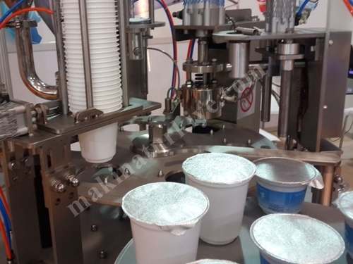 1350 Stück/Stunde rotierende Wasser-Joghurt-Buttermilch-Abfüllmaschine