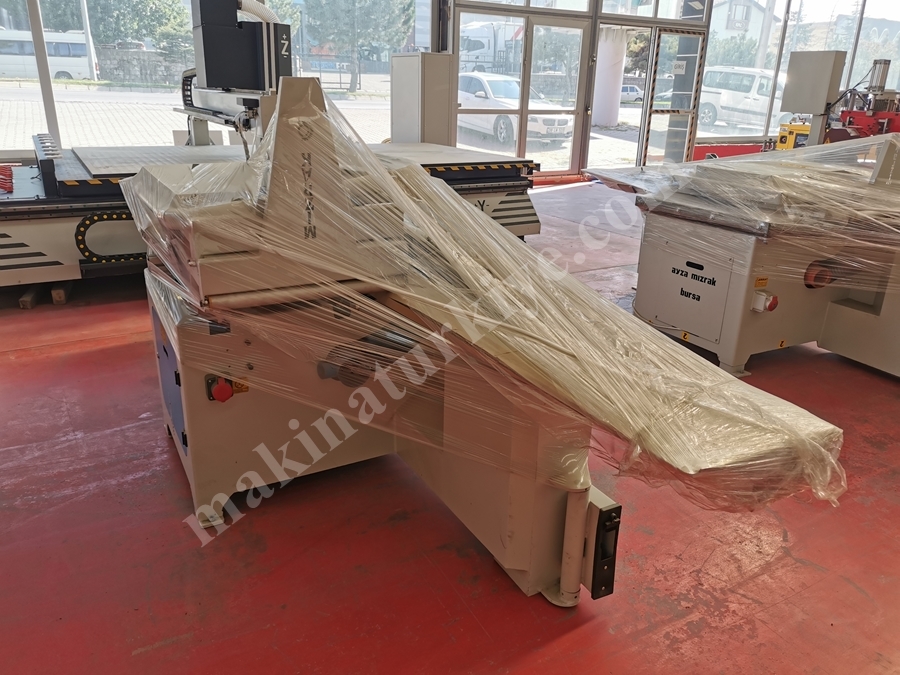 3800 Çizicili Yatar Daire Makinası 