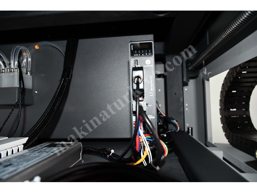 3 Kafalı 100 mm UV Baskı Makinası