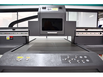 3 Kafalı 100 mm UV Baskı Makinası - 4