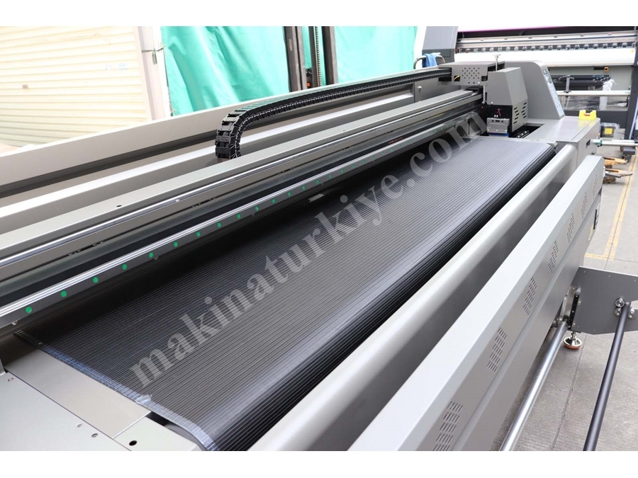 Hybrid 4 Kafalı UV Baskı Makinası