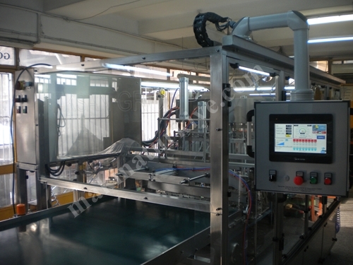 8-Unit Linear Liquid Food Filling Machine