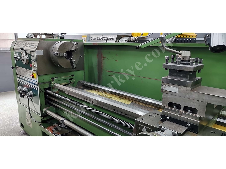Ø 600 mm Seri Arabalı Üniversal Torna Tezgahı