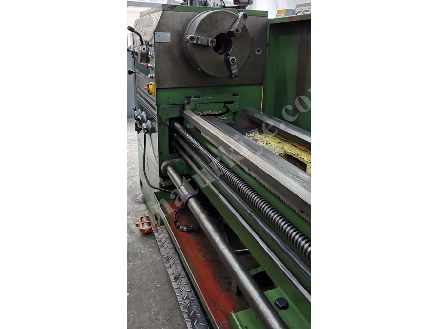 Ø 600 mm Seri Arabalı Üniversal Torna Tezgahı