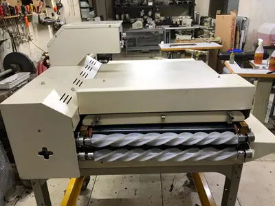 Пресс для наклеивания сетки на воздухе 60 см